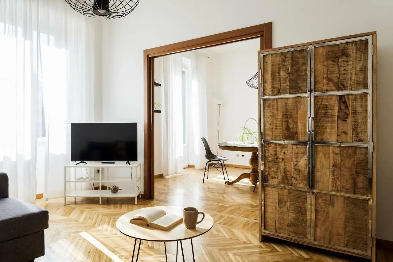 San Lorenzo Building Milaan Appartement