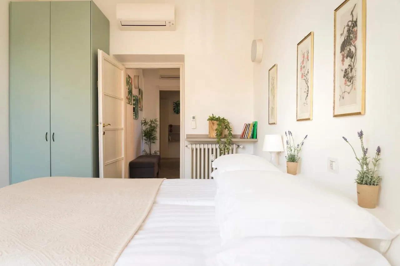 Appartement San Lorenzo Building Milaan